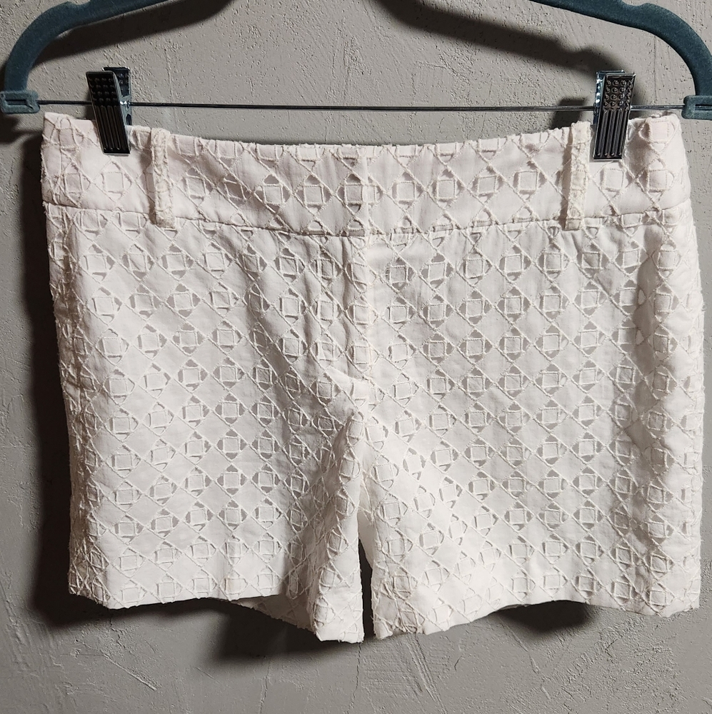 Loft 00 women's white shorts
